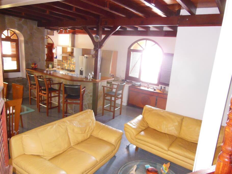 Maison Situee Dans Un Petit Village De Pecheur 르 카르베 외부 사진